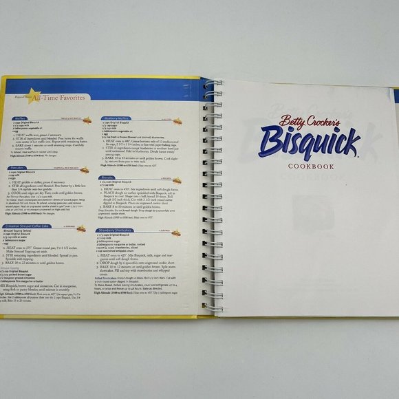 Betty Crocker's Bisquick® Cookbook (2000, Hardcover) - Picture 2 of 9